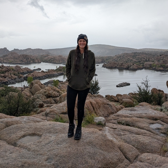 Meet your Posher, Heather - Picture 1 of 1